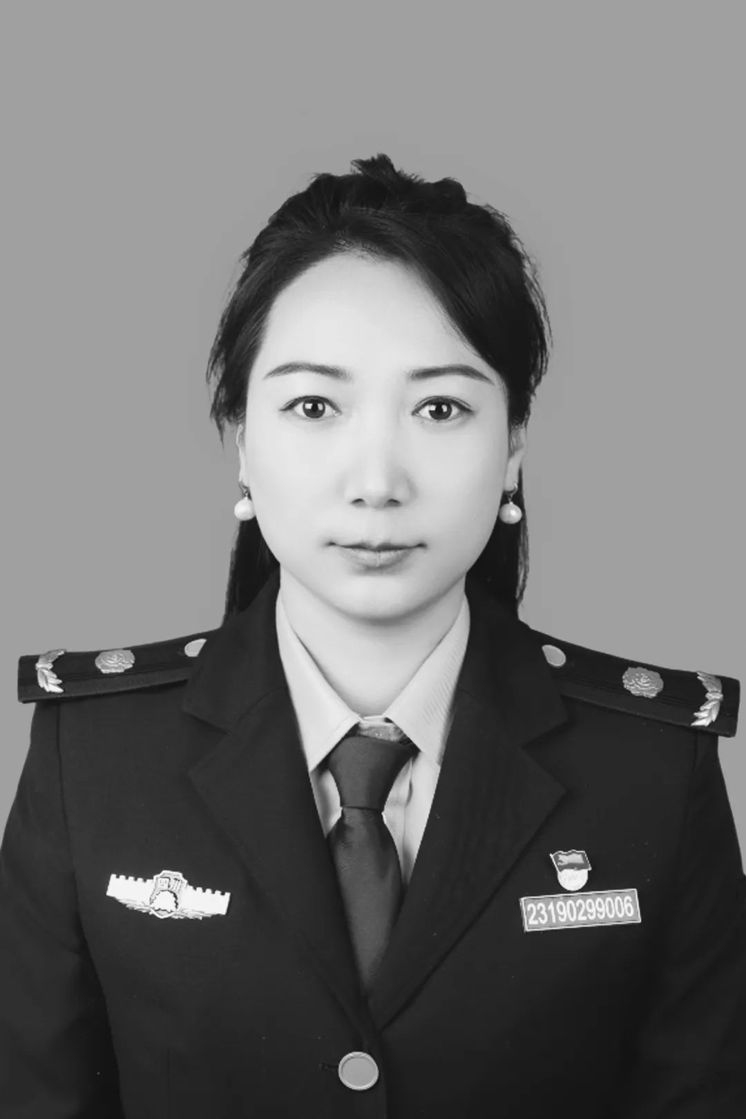 一路走好！送别85后驻村第一书记何小青