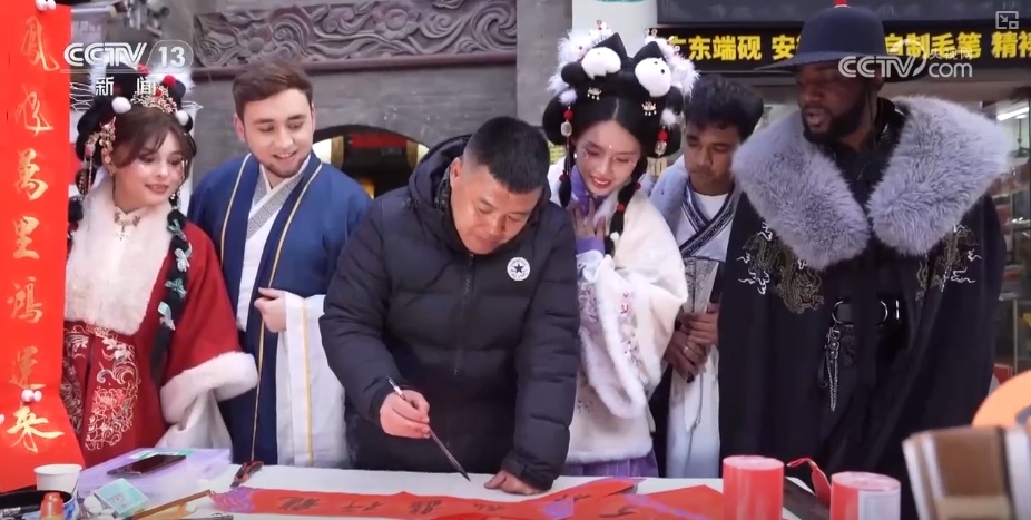 非洲“老陕”架起民心相同的“文化桥梁” 非洲“老陕”架起民心相同的“文化桥梁”