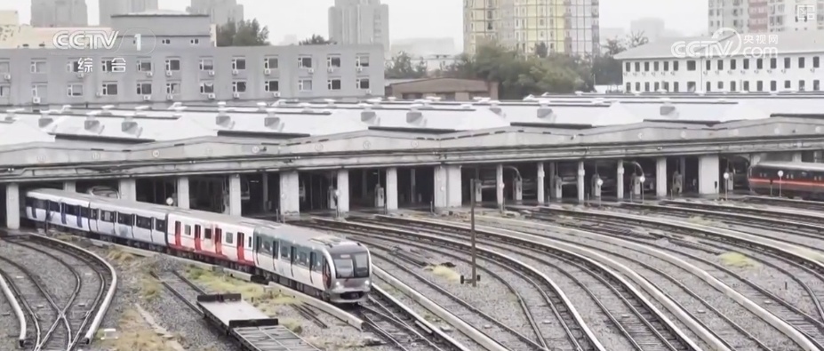 “旅游+”“燃动”“书香”“变迁”……透过关键词看这个暑期“新”意浓 “旅游+”“燃动”“书香”“变迁”……透过关键词看这个暑期“新”意浓