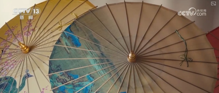 文化中国行 | 非遗与动画奇妙“碰撞”让“西湖之花”跨界绽放 文化中国行 | 非遗与动画奇妙“碰撞”让“西湖之花”跨界绽放