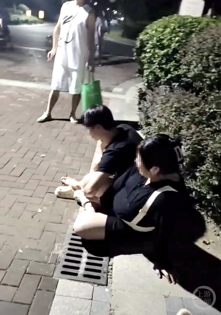 怀孕妻子突然倒地痛哭,丈夫崩溃!警方已采集DNA 怀孕妻子突然倒地痛哭,丈夫崩溃!警方已采集DNA