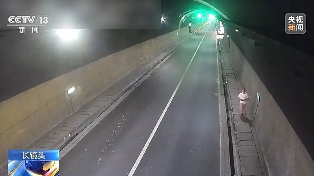 “救”要帮到底——重庆医生休假途中救下遭遇车祸的一家三口 “救”要帮到底——重庆医生休假途中救下遭遇车祸的一家三口