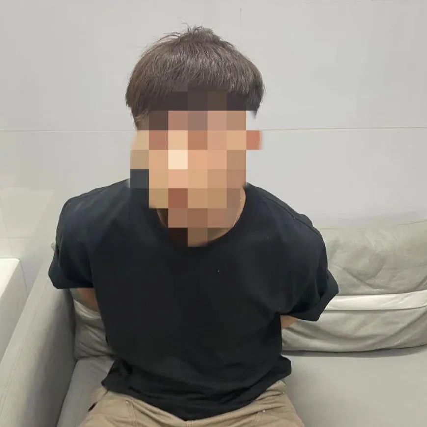 “公安局民警”张某某被抓 “公安局民警”张某某被抓