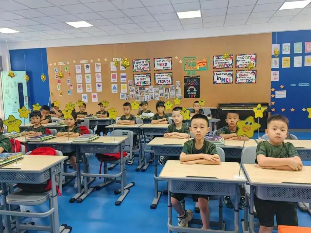 你好 新学期！直击贵阳开学报到第一天