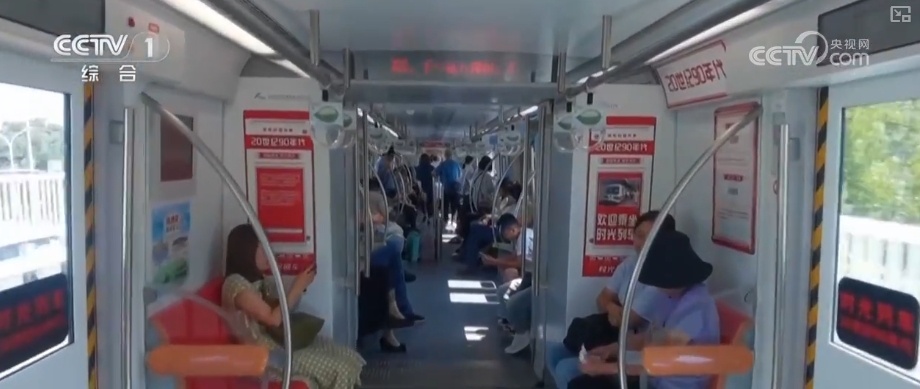 “旅游+”“燃动”“书香”“变迁”……透过关键词看这个暑期“新”意浓 “旅游+”“燃动”“书香”“变迁”……透过关键词看这个暑期“新”意浓