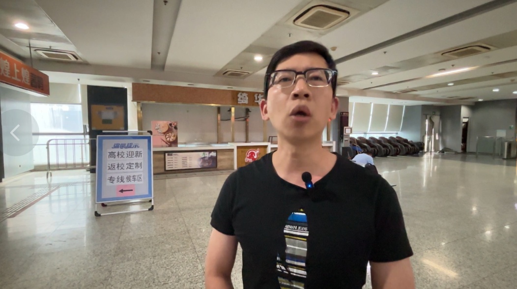 上海公交启动“开学模式”增加运能，虹桥枢纽提前升级高校定制专线服务举措