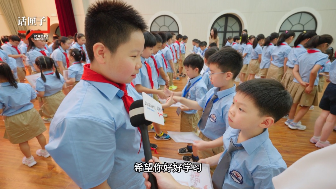 护航“神兽归笼”，上海这条交通大动脉“大考”来袭！朋友圈刷屏，开学第一课什么样？