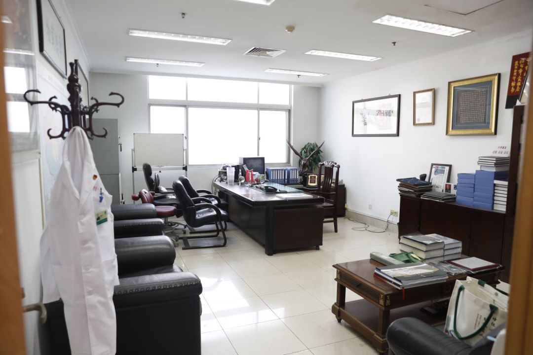 吴孟超院士生前办公室公开，展现国之大医人生历程