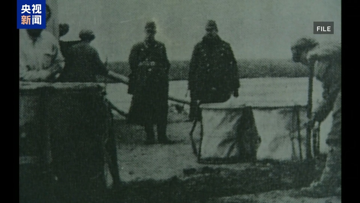 日本研究者出版照片集 “细菌部队”秘密公之于众