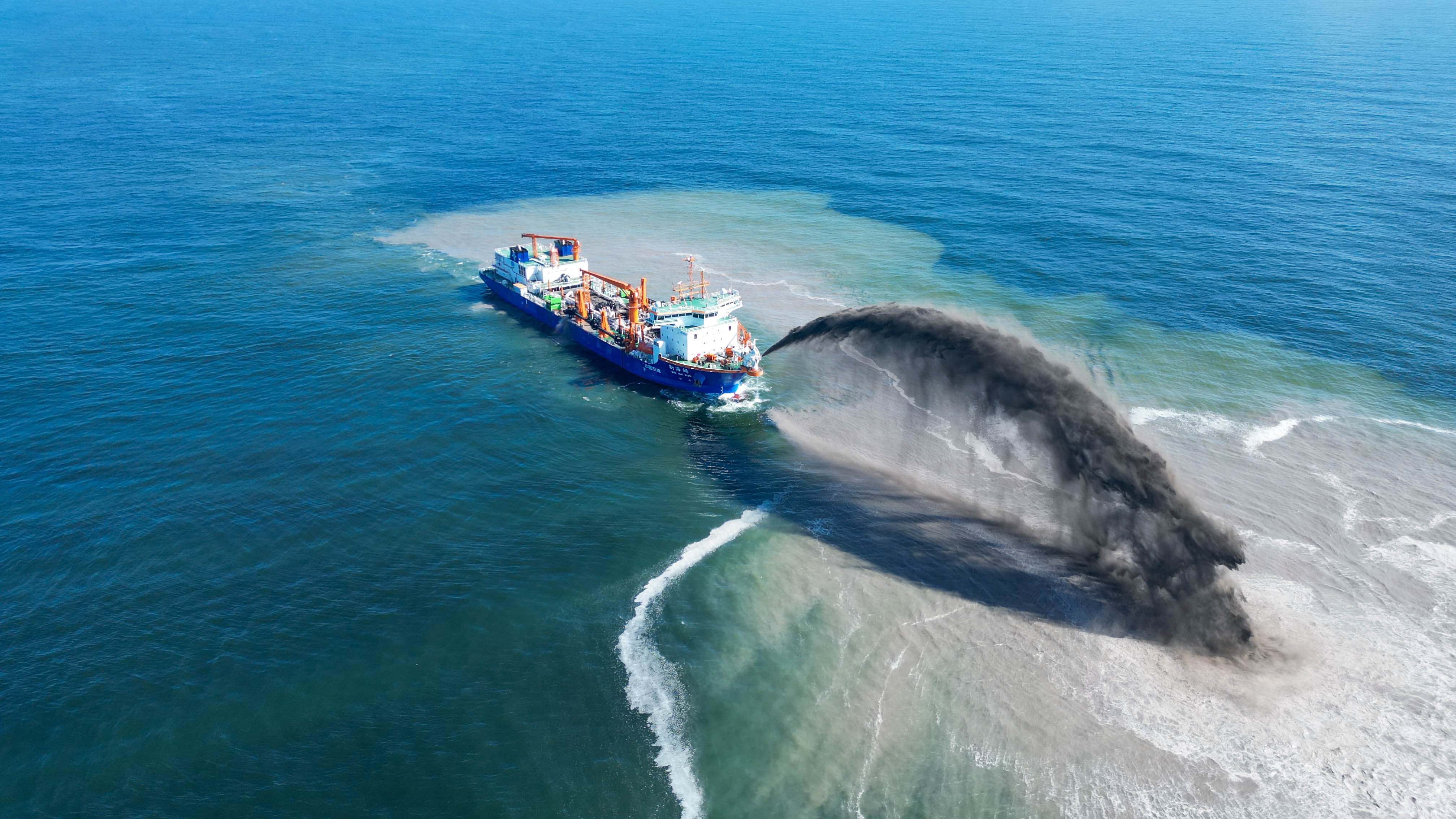 全球最大、国内首艘!“新海鲟”轮完成全部海试任务 全球最大、国内首艘!“新海鲟”轮完成全部海试任务