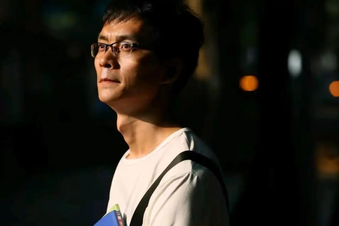 35岁上大一,唐尚珺不希望同学喊他叔:太尴尬了 35岁上大一,唐尚珺不希望同学喊他叔:太尴尬了