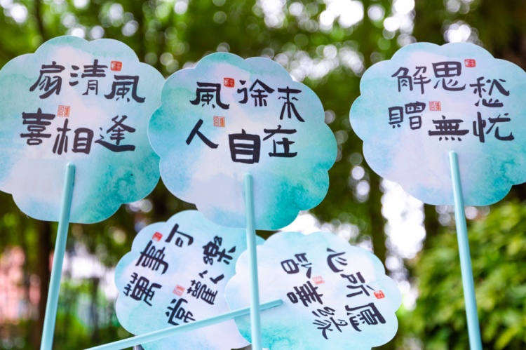 “精神饼”来了！今年的宛平南路600号月饼，开箱！
