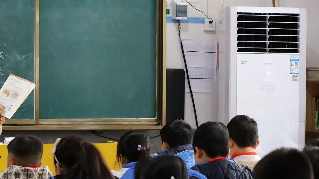中小学教室空调装不装？怎么装？各方考虑不一