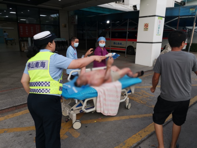 佛山大沥母子俩做饭突然受伤！竟因厕所这个问题！速自查！