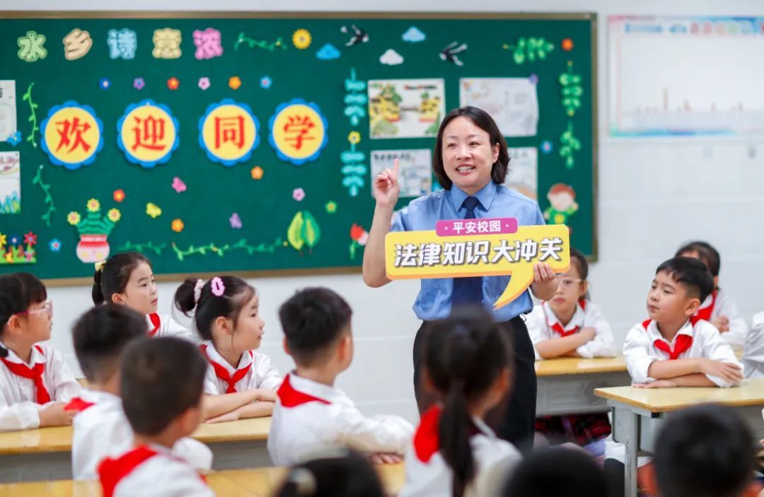 想“管”又不敢“管”！教师惩戒权的边界到底在哪？