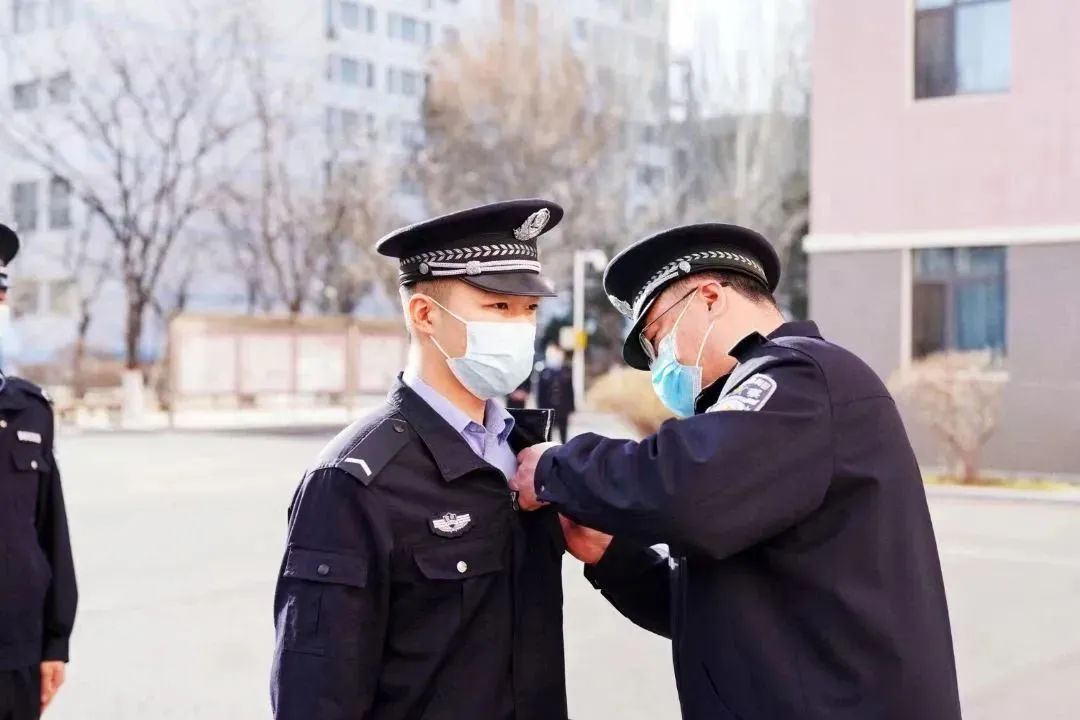 合肥抓捕现场,这一幕痛心! 合肥抓捕现场,这一幕痛心!