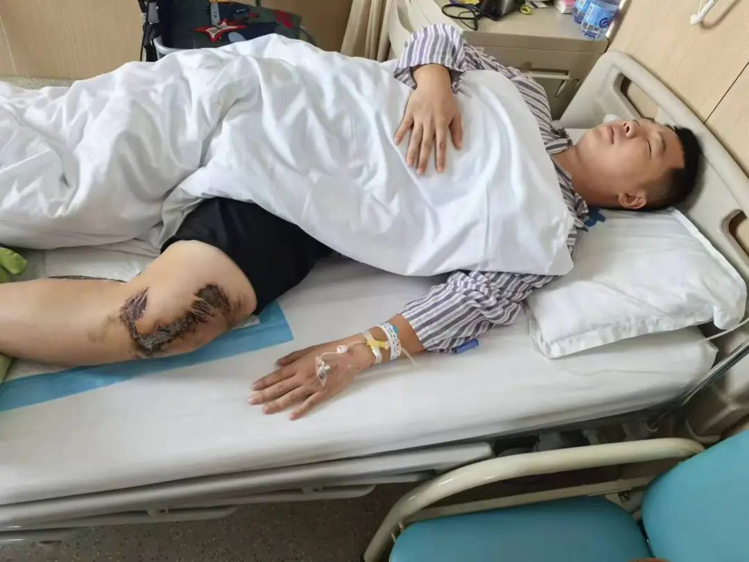 合肥抓捕现场,这一幕痛心! 合肥抓捕现场,这一幕痛心!