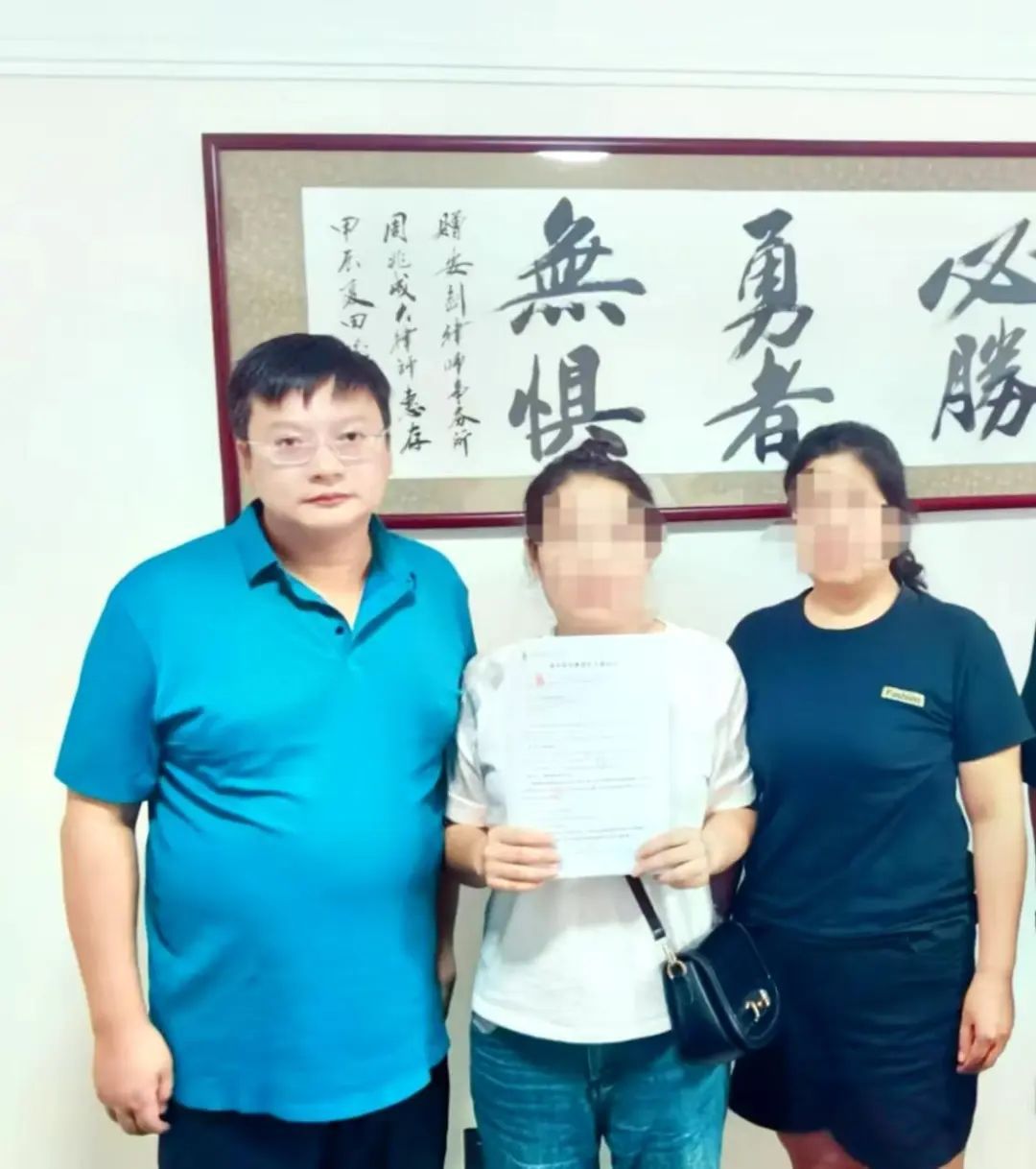 男孩骑行遭碾压身亡，涉事司机被批捕！家属：为什么变刑事案件？
