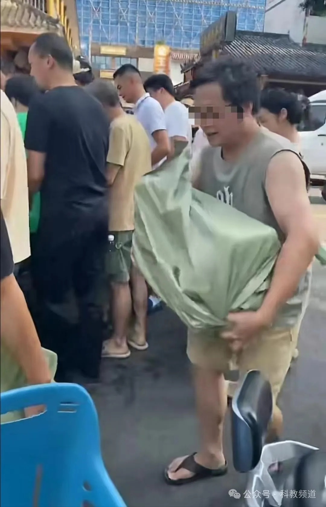 这里突然宣布：推迟到9日上学！上海接下来是什么情况？官方吐槽…