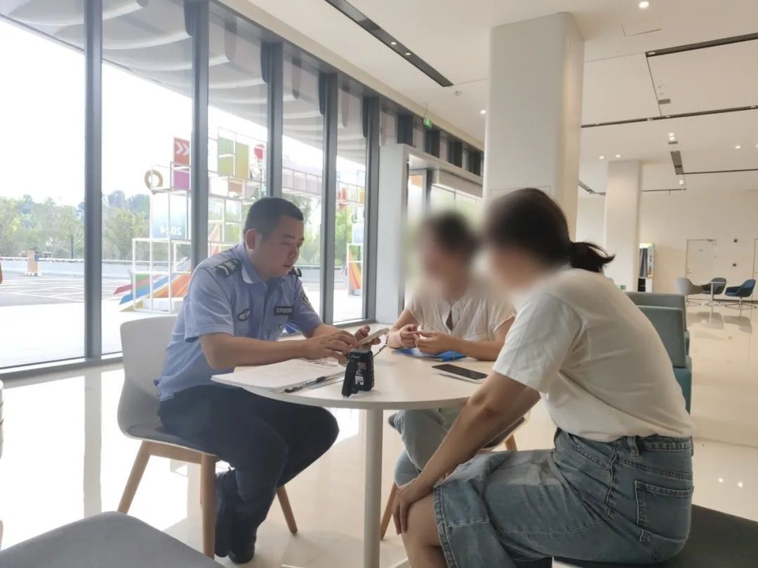 突然接到电话,杭州女子彻底坐不住了!一心只想…… 突然接到电话,杭州女子彻底坐不住了!一心只想……