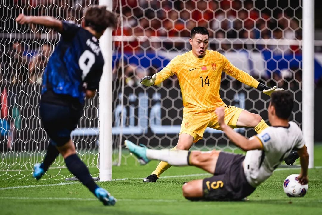 0比7不敌日本,国足创多项惨败纪录 0比7不敌日本,国足创多项惨败纪录