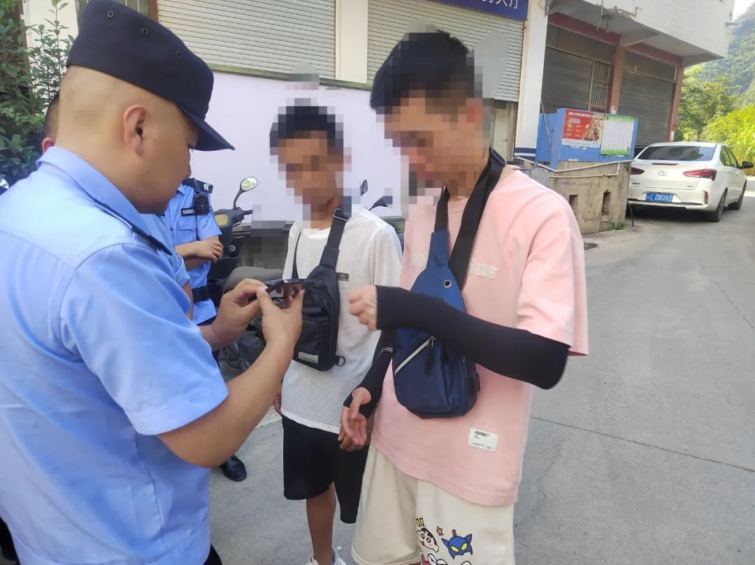 37张，“假”钱换真“刑”！