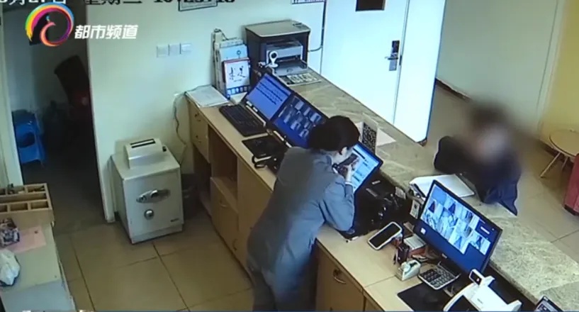 昆明一酒店座机疯狂拨号,有啥猫腻?真相太…… 昆明一酒店座机疯狂拨号,有啥猫腻?真相太……