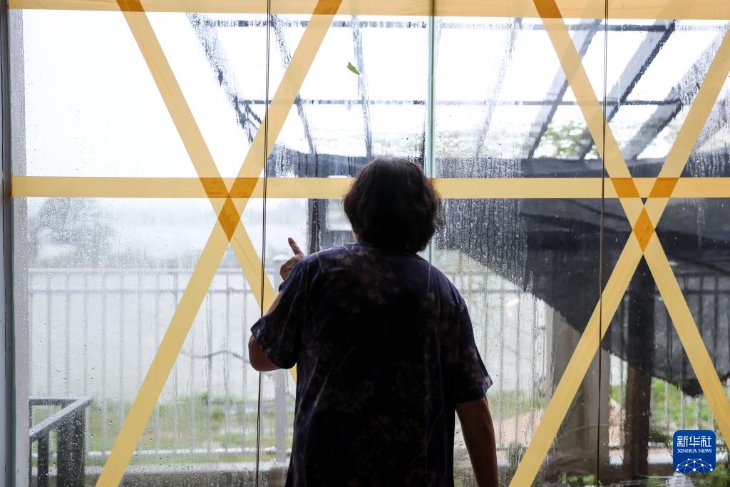 海南:台风“摩羯”登陆一线见闻 海南:台风“摩羯”登陆一线见闻