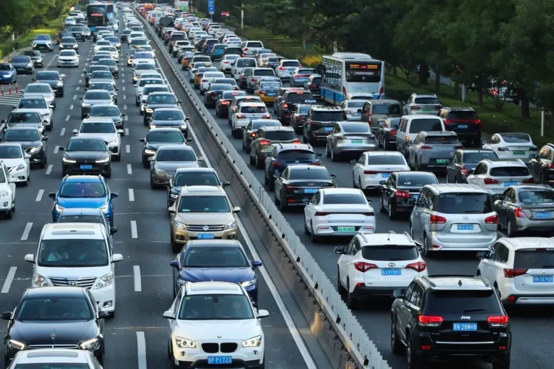 带伞!北京今明两天多阴雨天气 带伞!北京今明两天多阴雨天气