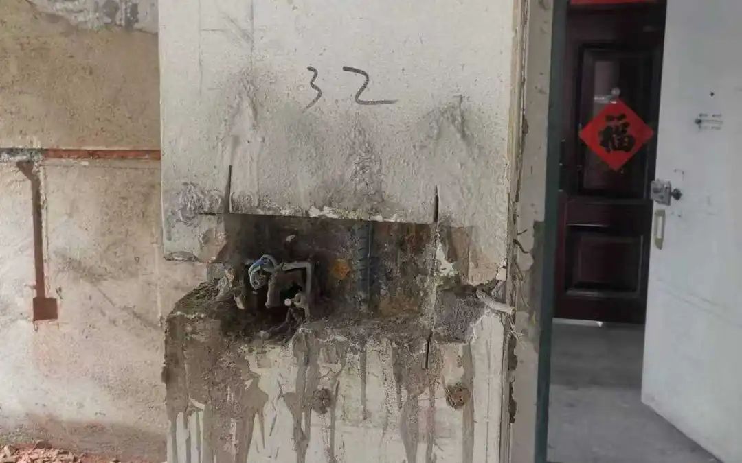 台州一小区业主心慌慌！因为邻居砸了“承重墙”？最新进展是...