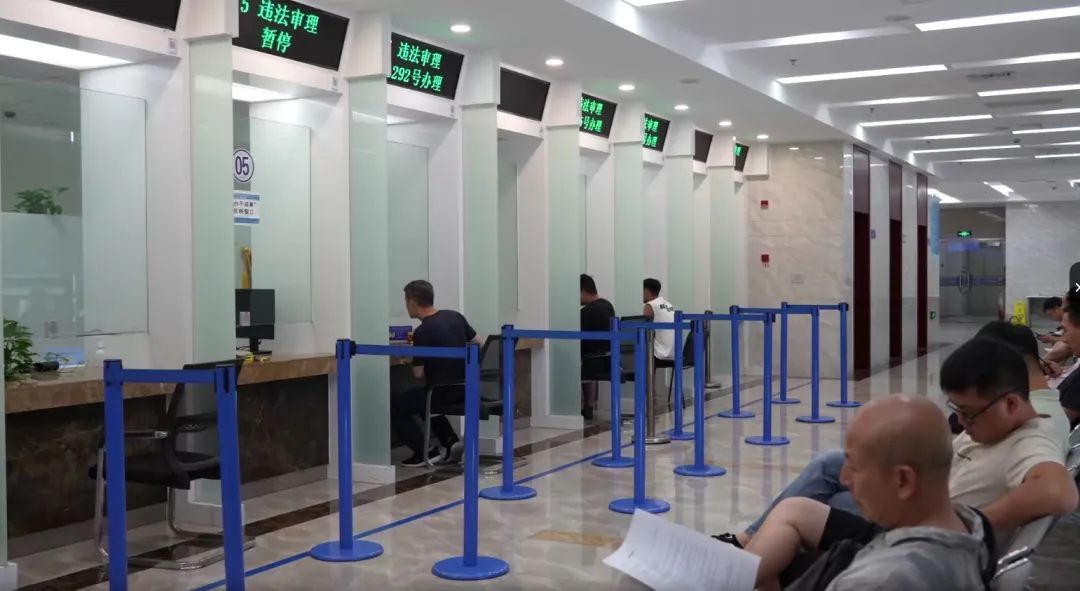 这些麻烦事不用再异地奔波啦!沪苏浙皖四地交警部门可“一窗通办”搞定!步骤大详解→ 这些麻烦事不用再异地奔波啦!沪苏浙皖四地交警部门可“一窗通办”搞定!步骤大详解→