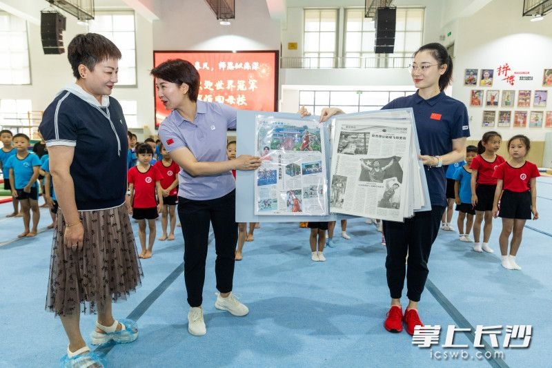 张博恒回母校当“老师”