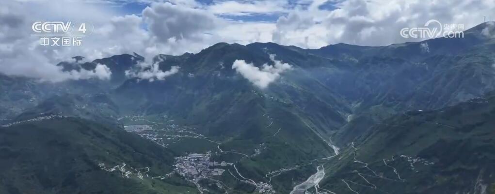 “蜀道难”变“蜀道畅” 交通建设破局大凉山之困