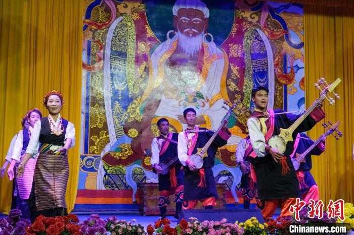 弦歌不辍 探访西藏藏戏第一村