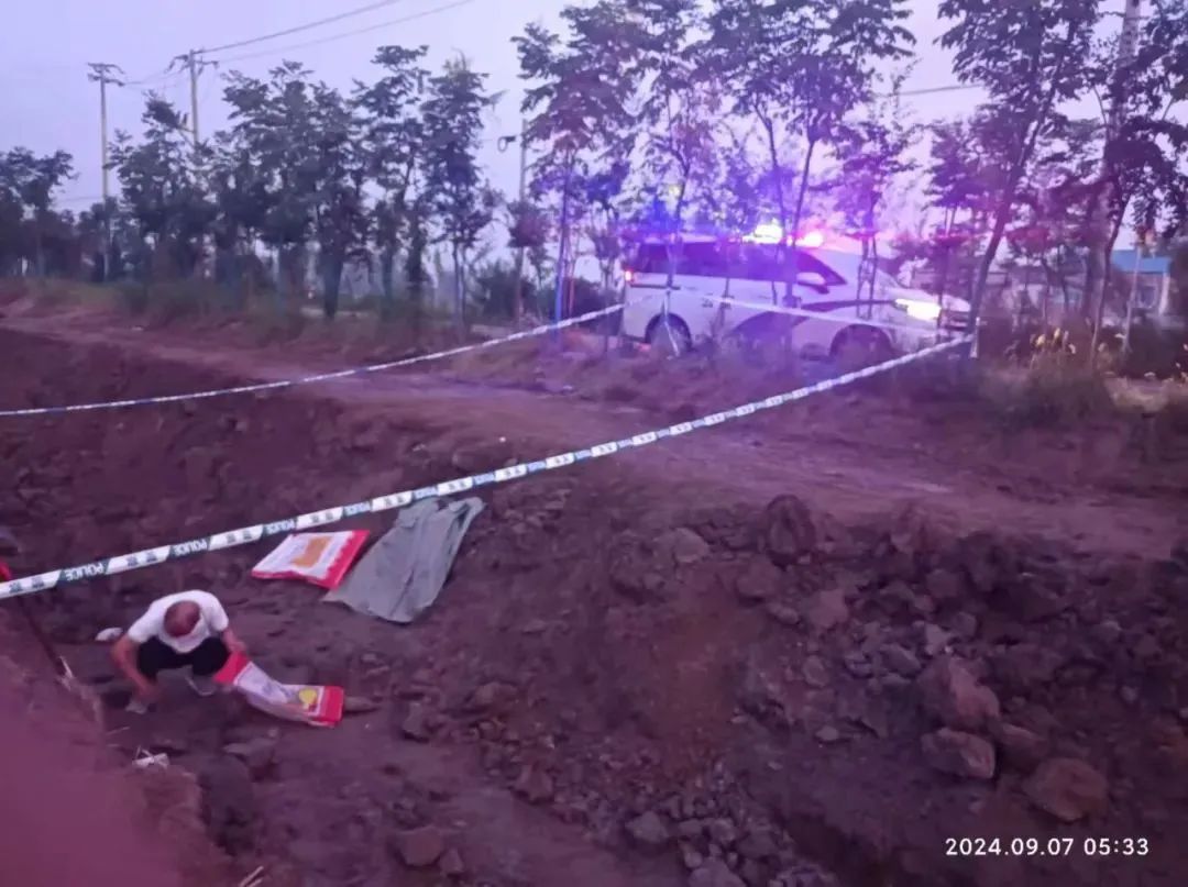 罕见!地里挖出“三四千斤”古钱币,紧急抢救、封存 罕见!地里挖出“三四千斤”古钱币,紧急抢救、封存