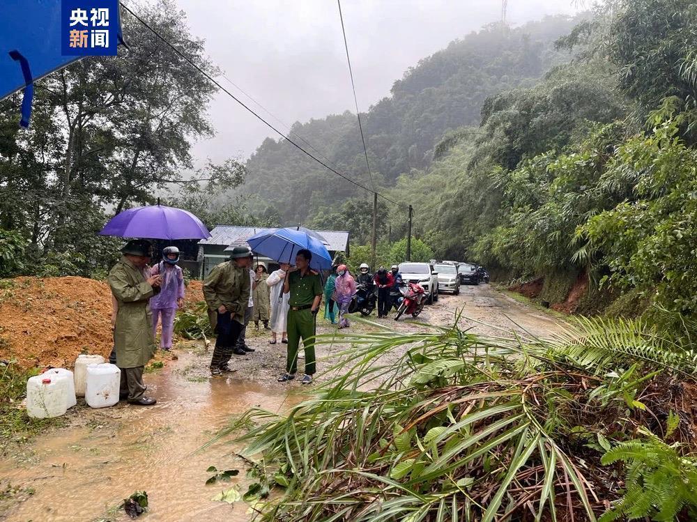 越南老街省两天内发生第三起山体滑坡 致5人死亡