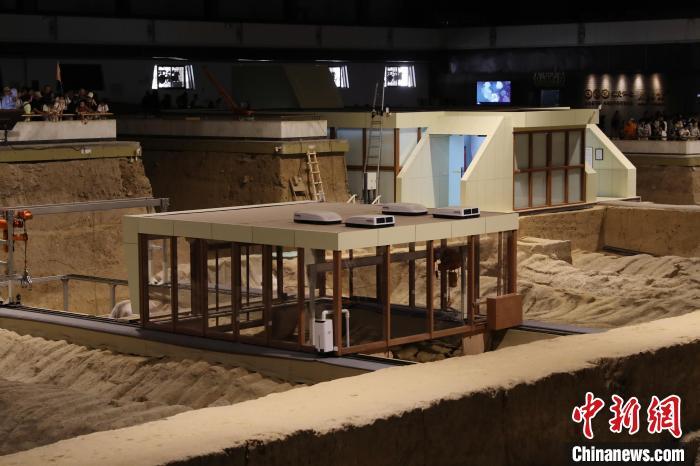 秦兵马俑现场应急保护实验室投入使用