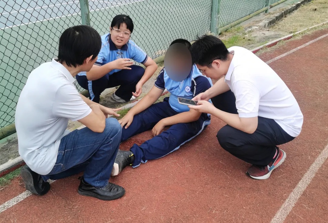 大赞!福建7名学生,救了同学一命 大赞!福建7名学生,救了同学一命