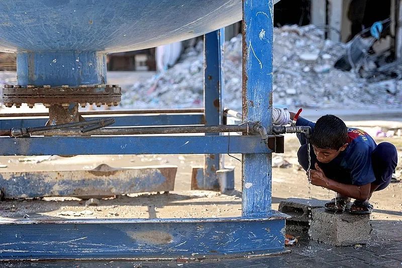 突发！以军袭击汗尤尼斯，已致上百人伤亡