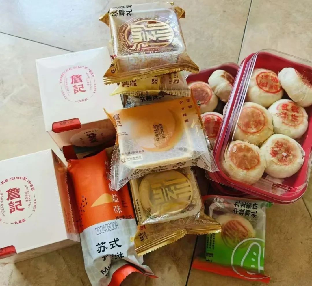 开学=进货？安徽大学生：“真装不下了！”