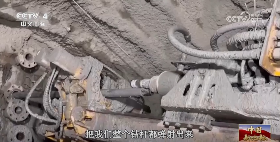 中国新地标带来发展与希望 大瑞铁路让“闭塞难行”成为过去时