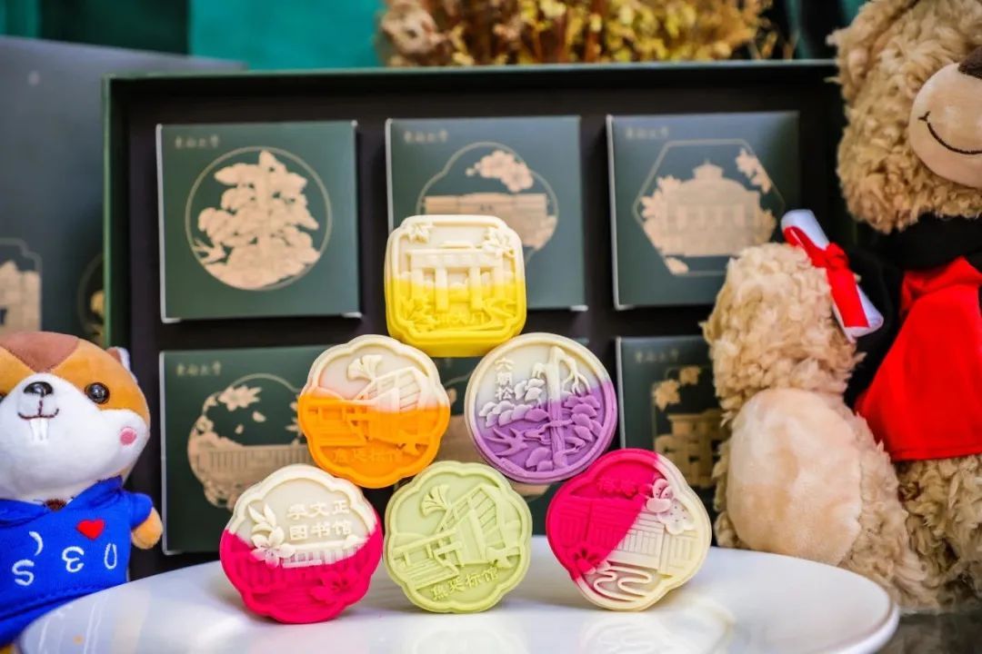 一年一度，江苏高校月饼上新啦！