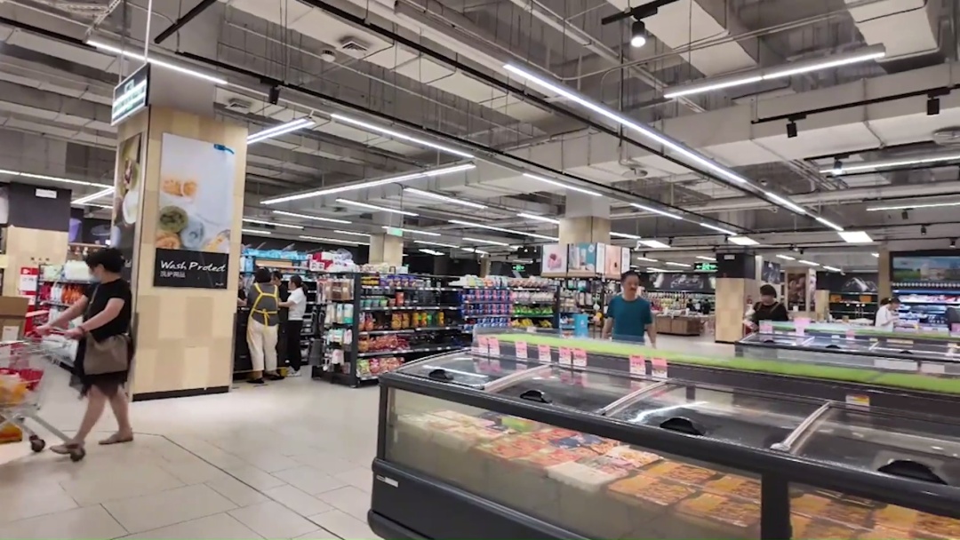 胖东来29.8元大月饼被哄抬至119元!回应→ 胖东来29.8元大月饼被哄抬至119元!回应→