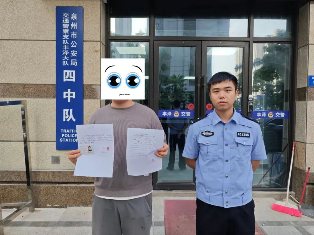 男子骑摩托车翘头炫技，突然失控！路人头骨骨折