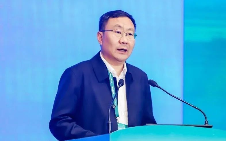 刘军被决定逮捕,被曝长期接受管理服务对象“管家式”服务 刘军被决定逮捕,被曝长期接受管理服务对象“管家式”服务