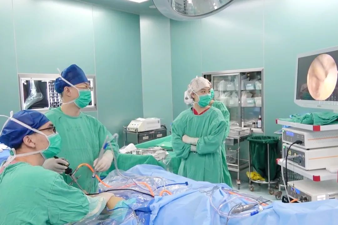 有人体内长出大量绒毛，犹如螃蟹脚！专门盯这类人群