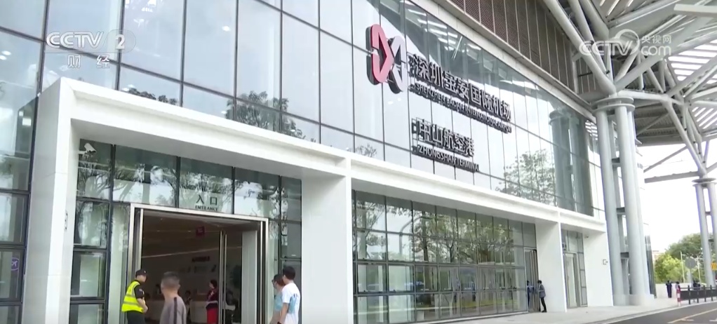 深圳机场江门航空港启用 助力粤港澳大湾区交通提速升级