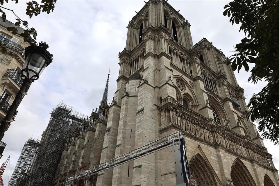 巴黎圣母院将于12月8日重新开放,耗资7亿欧元,历经漫长修复 巴黎圣母院将于12月8日重新开放,耗资7亿欧元,历经漫长修复