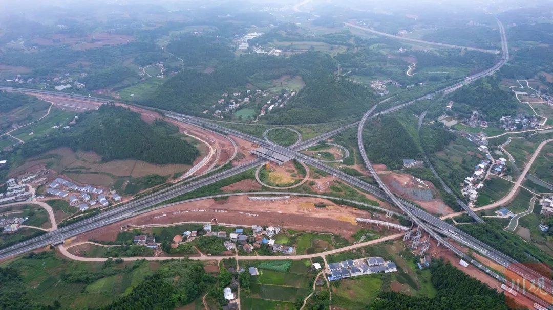 全国第三！四川高速公路通车里程超万公里