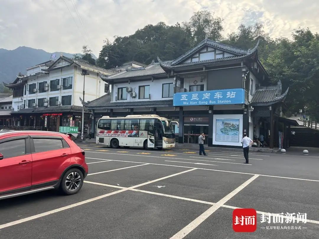 5公里要价100元？峨眉山“黑车”宰客太猖狂！官方回应